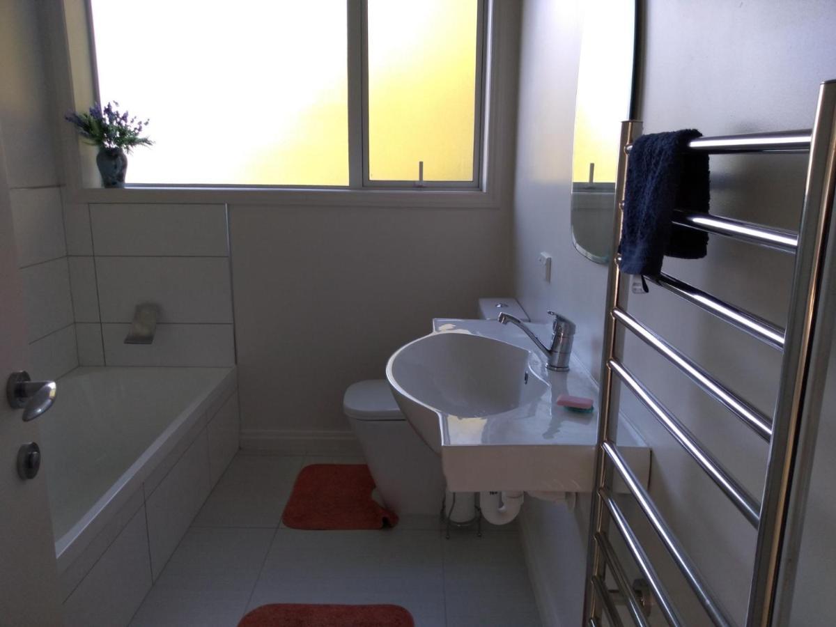 Апартаменти Quiet Location With View And Public Transport Веллінгтон Екстер'єр фото